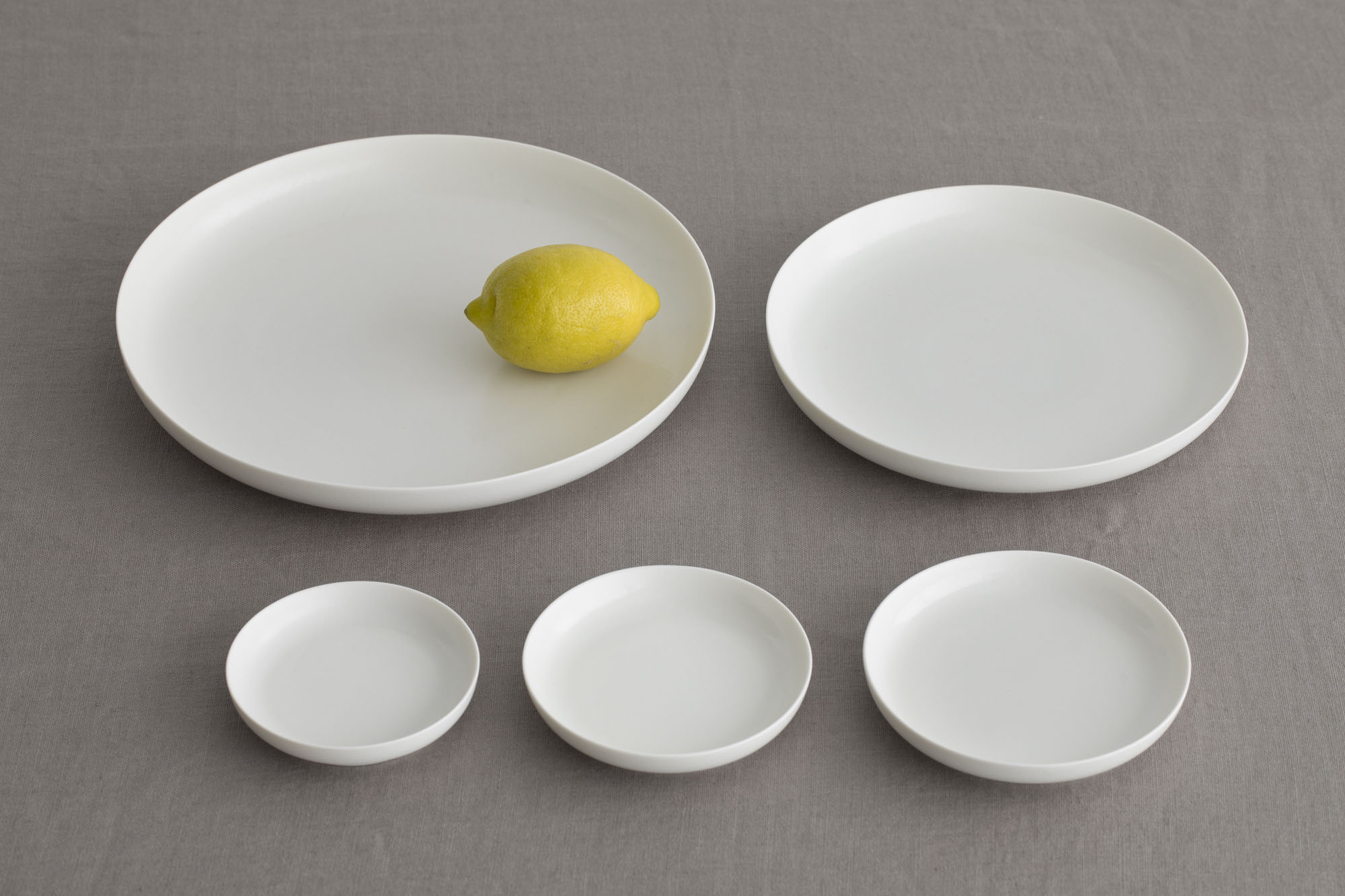 ReIRABO round plate M - yumiko iihoshi porcelain 公式オンライン