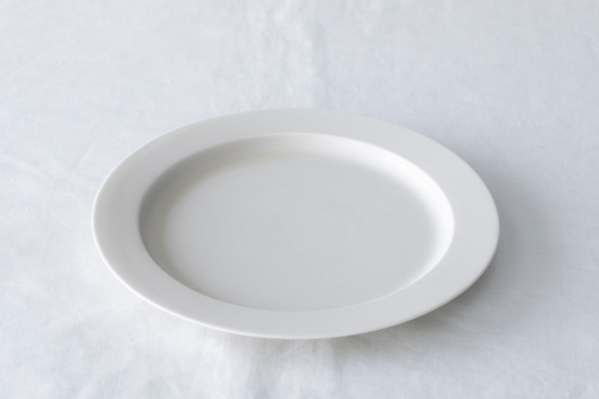 unjour apres midi plate 220 - yumiko iihoshi porcelain 公式 